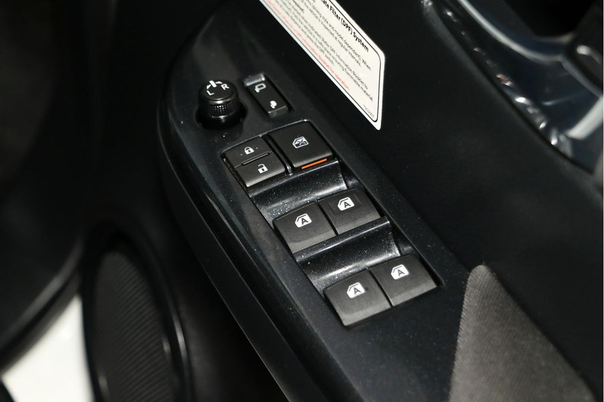 2021 Toyota Hilux SR5 GUN126R 4X4