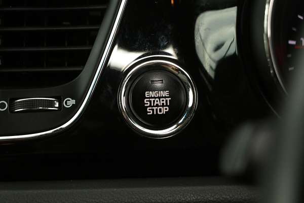 2018 Kia Carnival Platinum YP