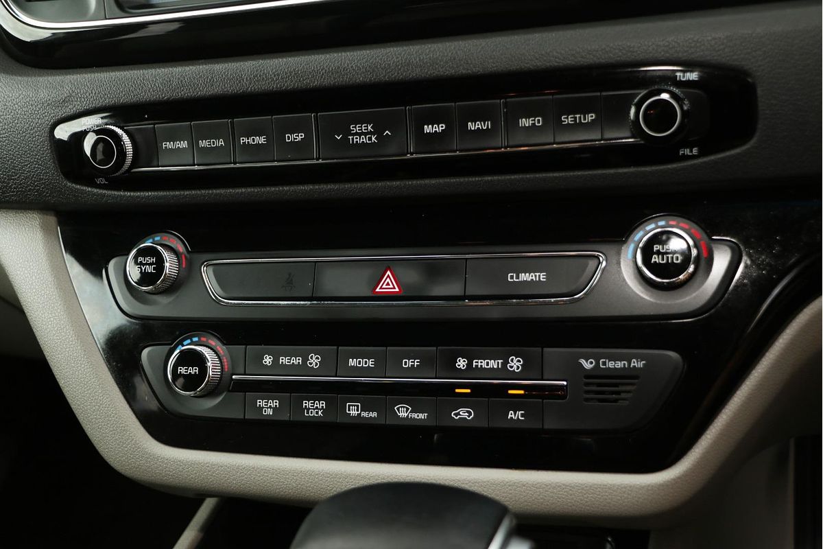 2018 Kia Carnival Platinum YP