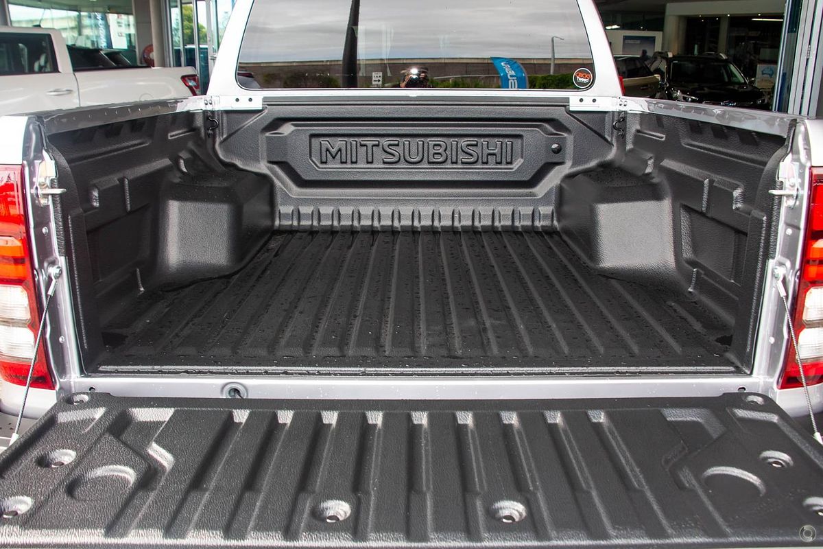 2025 Mitsubishi Triton GLS MV 4X4