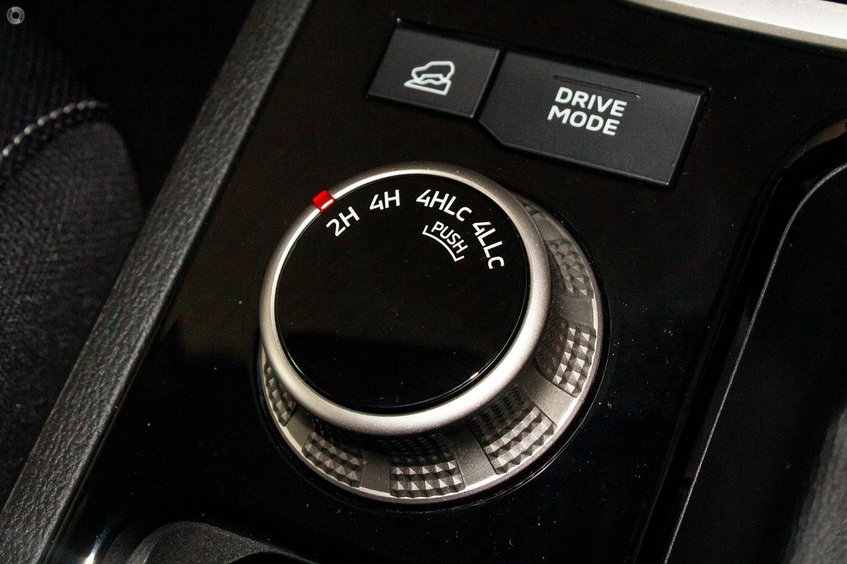 2025 Mitsubishi Triton GLS MV 4X4