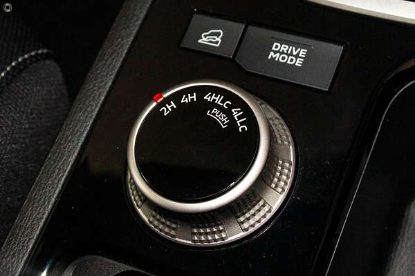 2025 Mitsubishi Triton GLS MV 4X4