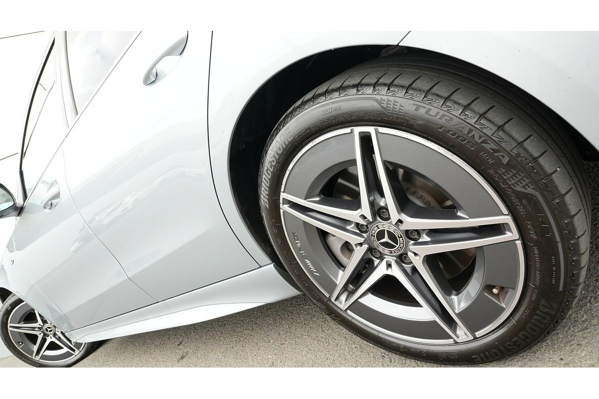 2025 Mercedes-Benz C-Class C350 e W206