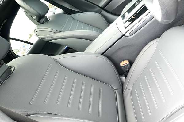 2025 Mercedes-Benz C-Class C350 e W206