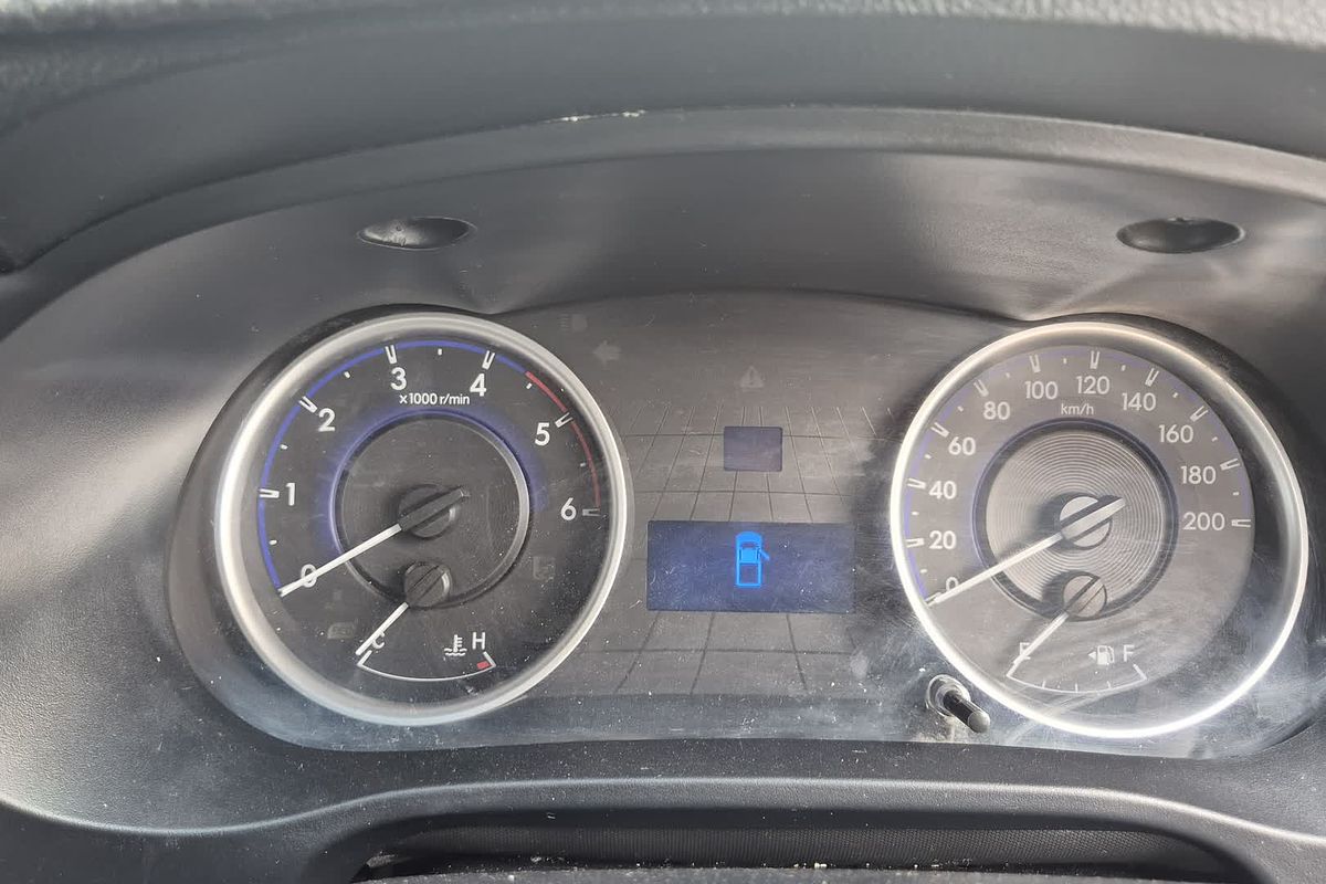 2018 Toyota Hilux SR GUN126R 4X4