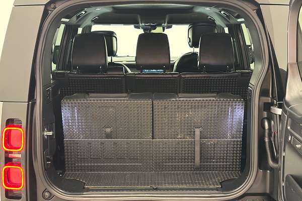 2021 Land Rover Defender 110 D300 X-Dynamic HSE L663