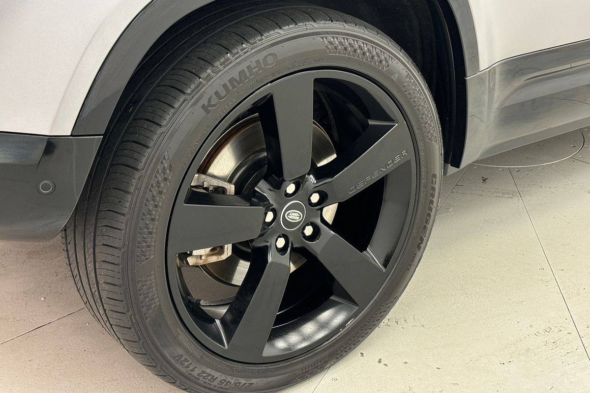 2021 Land Rover Defender 110 D300 X-Dynamic HSE L663