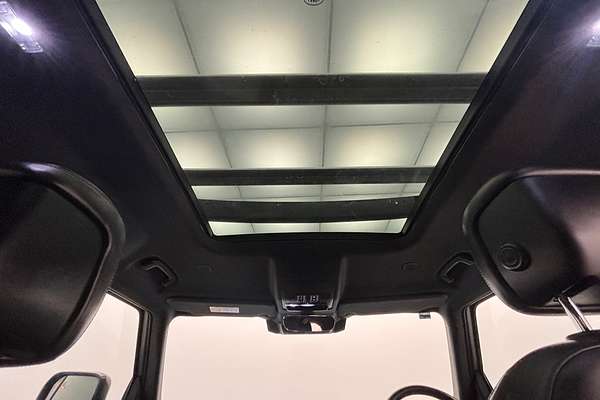 2021 Land Rover Defender 110 D300 X-Dynamic HSE L663