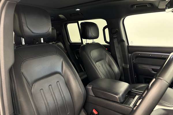 2021 Land Rover Defender 110 D300 X-Dynamic HSE L663