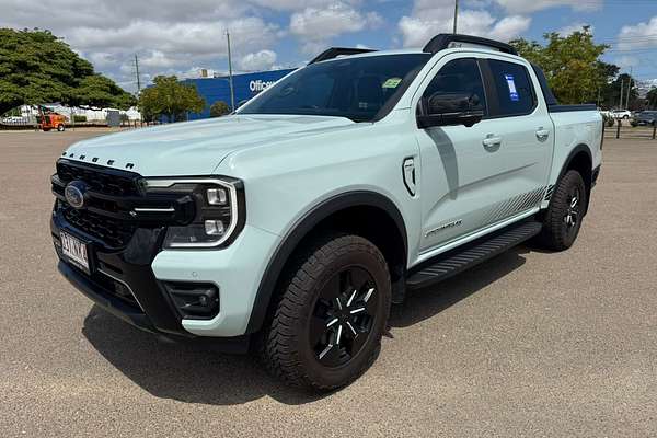 2025 Ford Ranger PHEV Stormtrak 4X4 2.3L