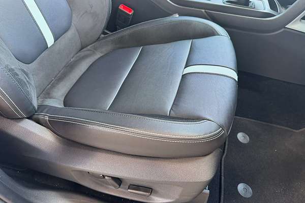 2025 Ford Ranger PHEV Stormtrak 4X4 2.3L