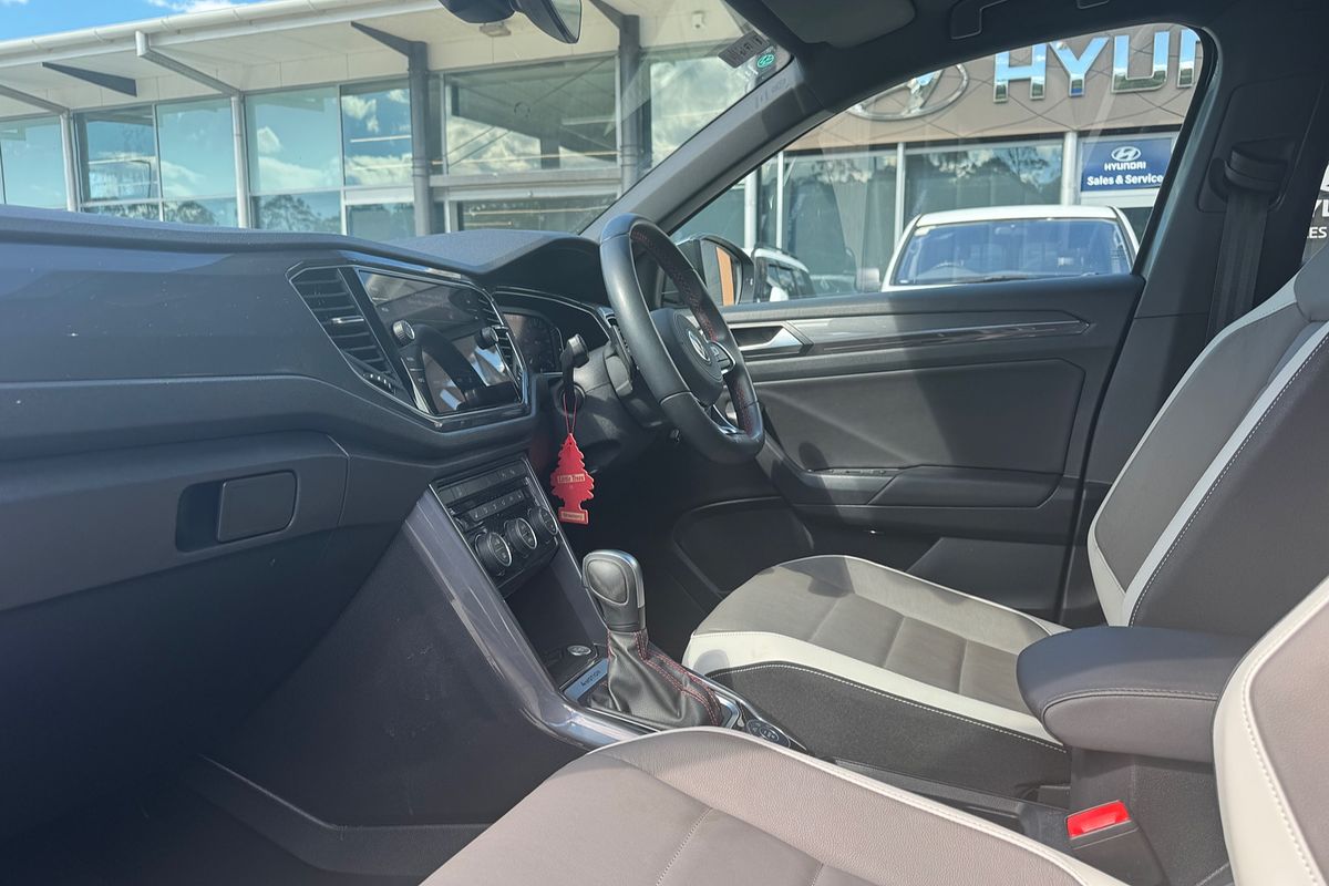 2021 Volkswagen T-Roc 140TSI Sport A11