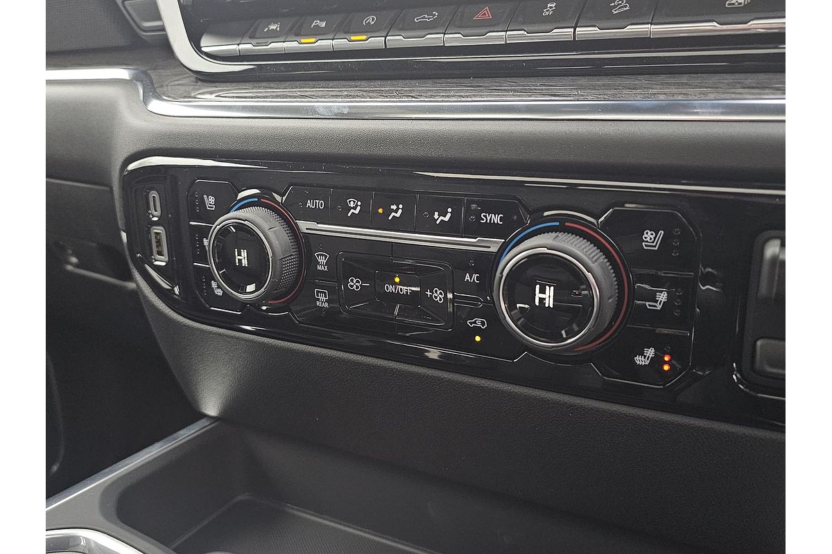 2024 Chevrolet Silverado 1500 LTZ Premium W/Tech Pack T1 4X4