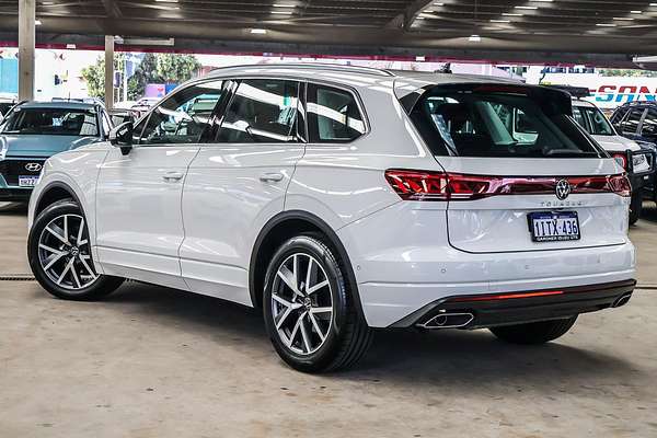 2024 Volkswagen Touareg 210TDI Elegance RC