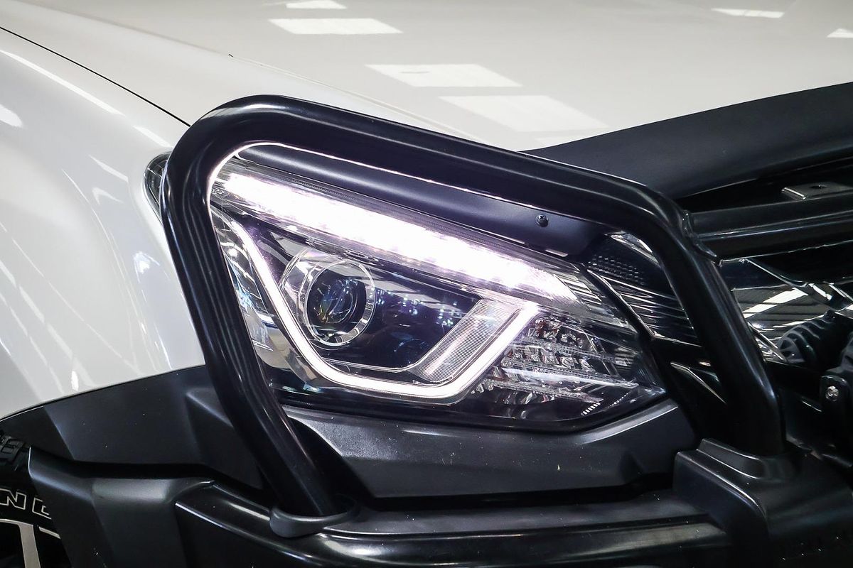 2020 Isuzu MU-X LS-T