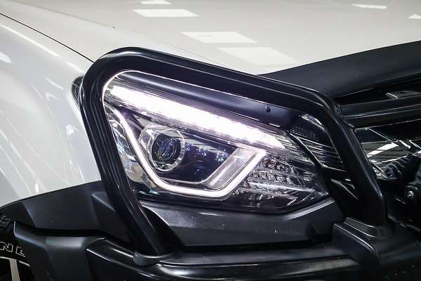 2020 Isuzu MU-X LS-T