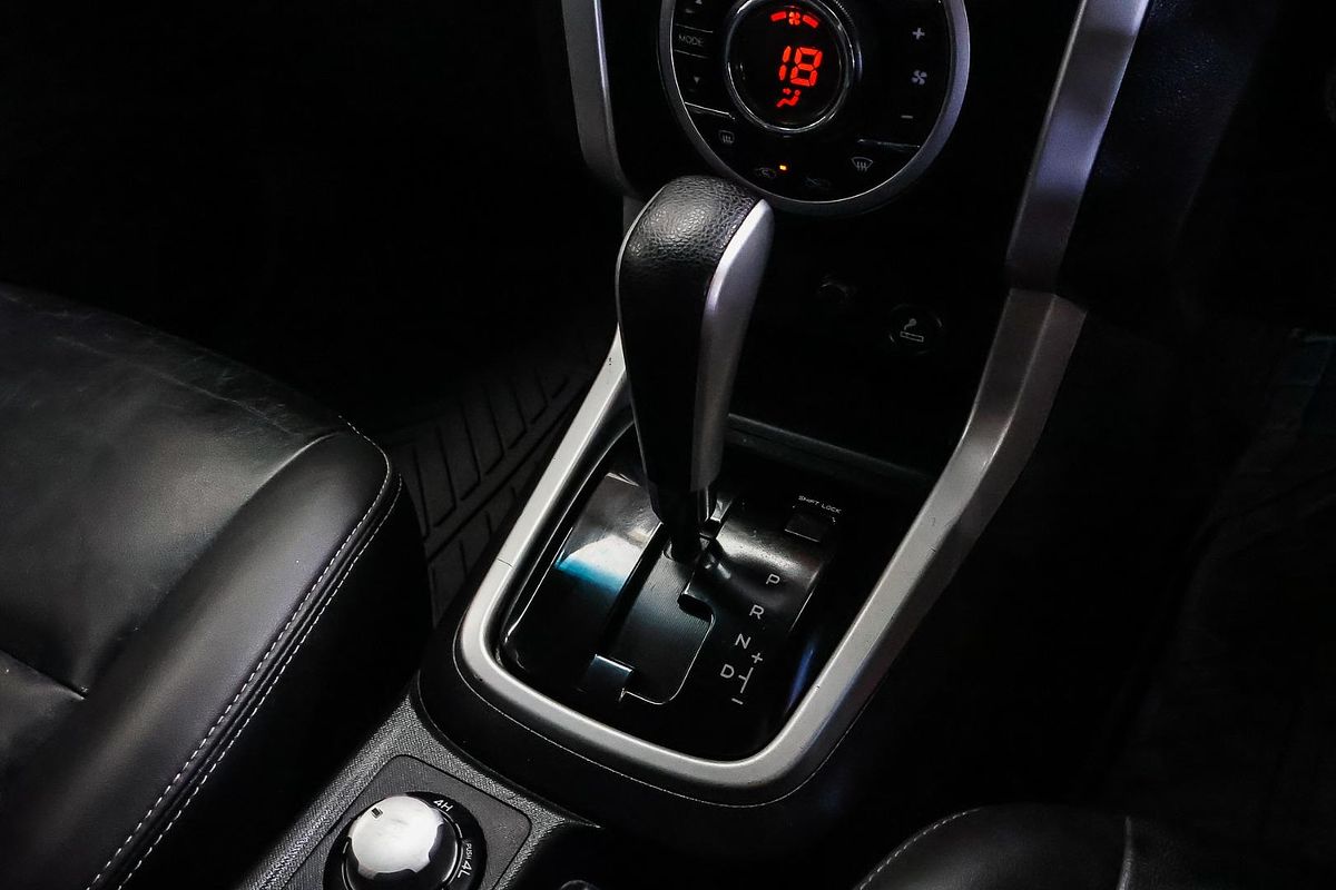 2020 Isuzu MU-X LS-T