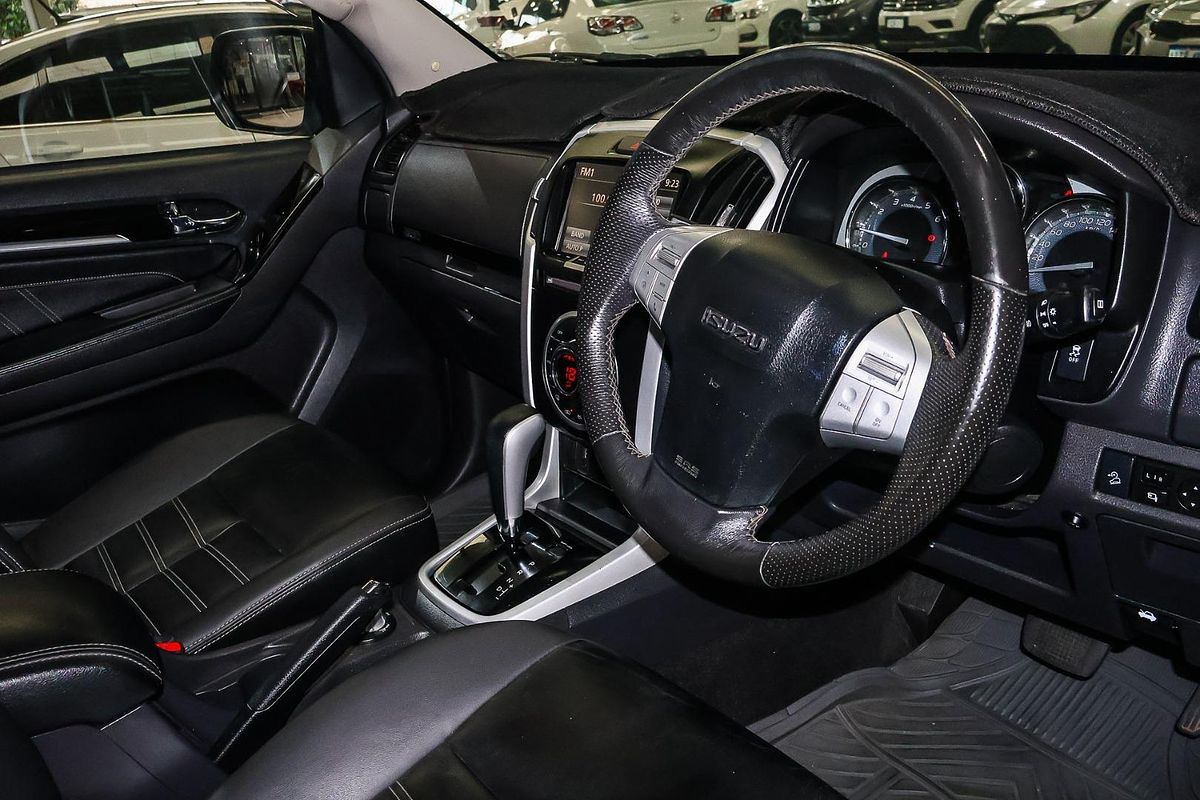 2020 Isuzu MU-X LS-T