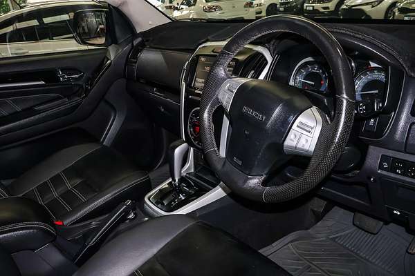 2020 Isuzu MU-X LS-T