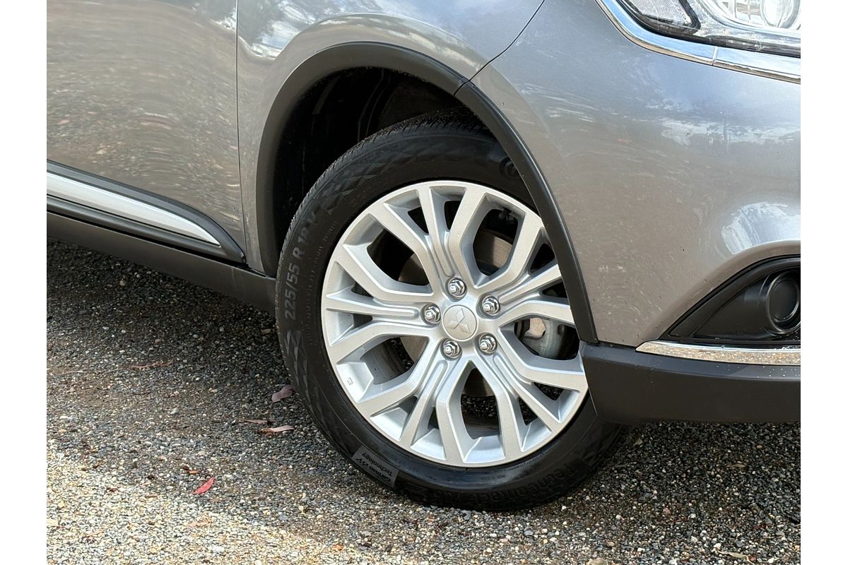 2021 Mitsubishi Outlander ES ZL