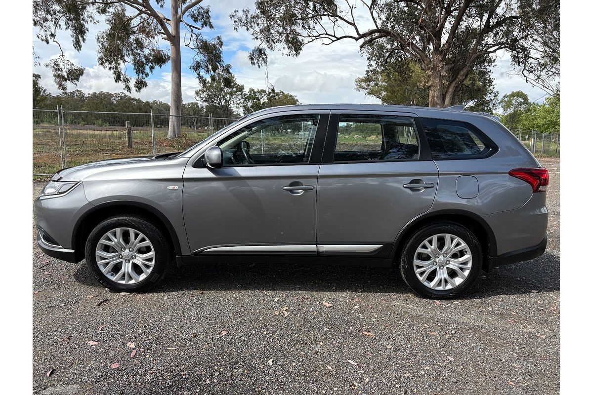 2021 Mitsubishi Outlander ES ZL