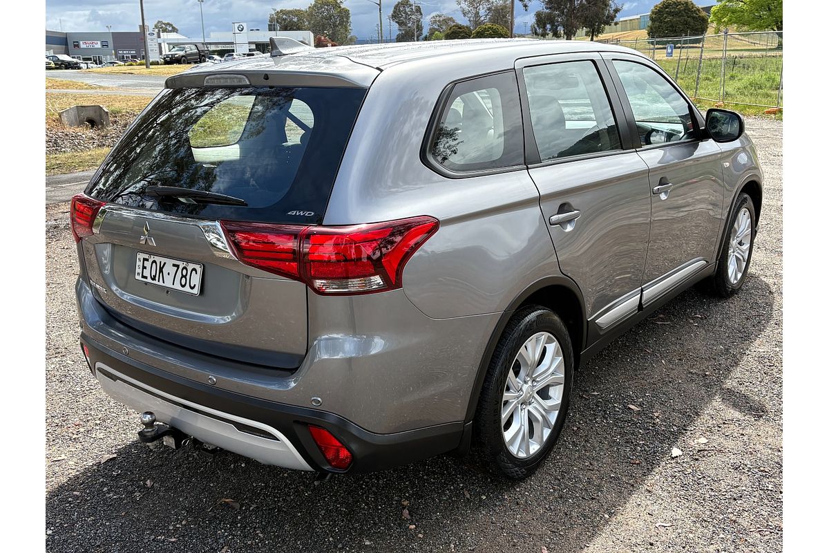 2021 Mitsubishi Outlander ES ZL