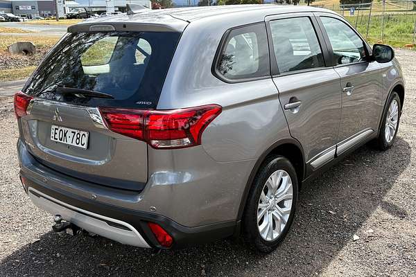 2021 Mitsubishi Outlander ES ZL