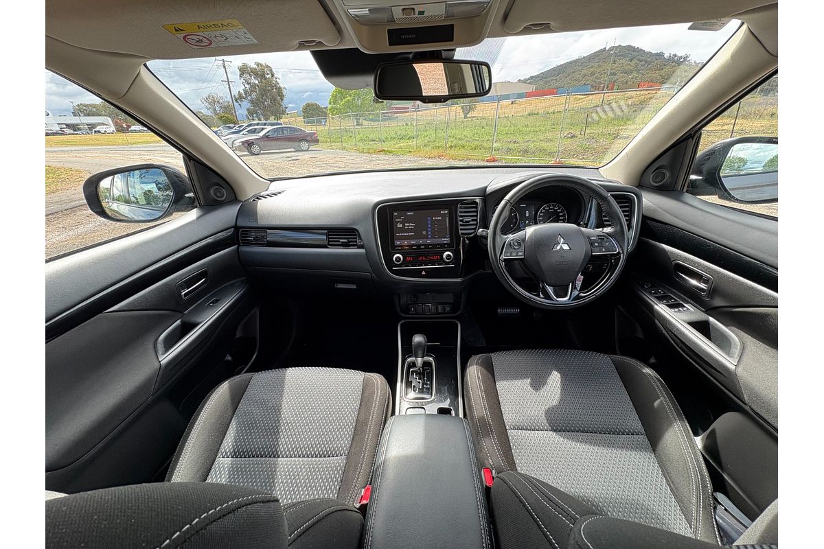 2021 Mitsubishi Outlander ES ZL