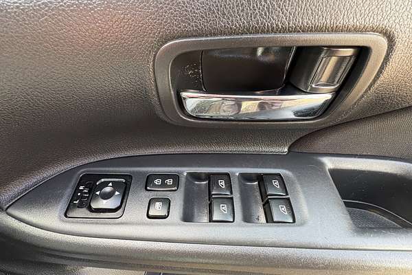 2021 Mitsubishi Outlander ES ZL