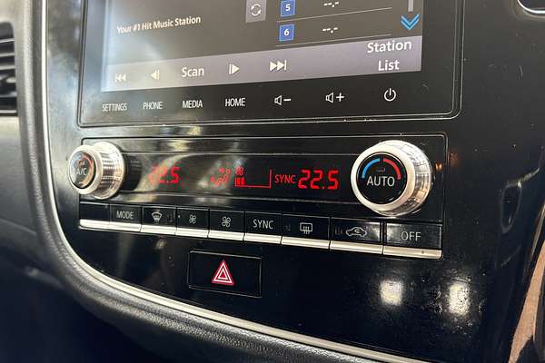 2021 Mitsubishi Outlander ES ZL