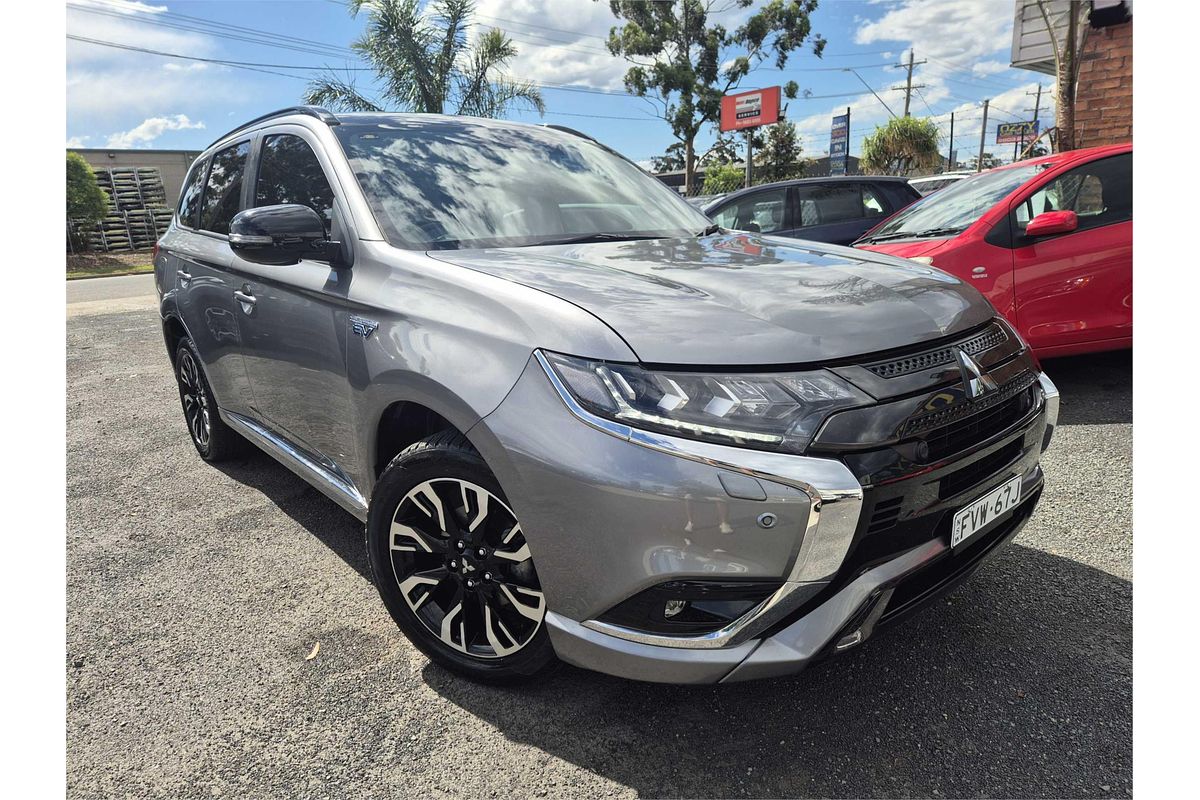 2021 Mitsubishi Outlander PHEV GSR ZL