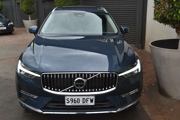 2023 Volvo XC60 Plus B5