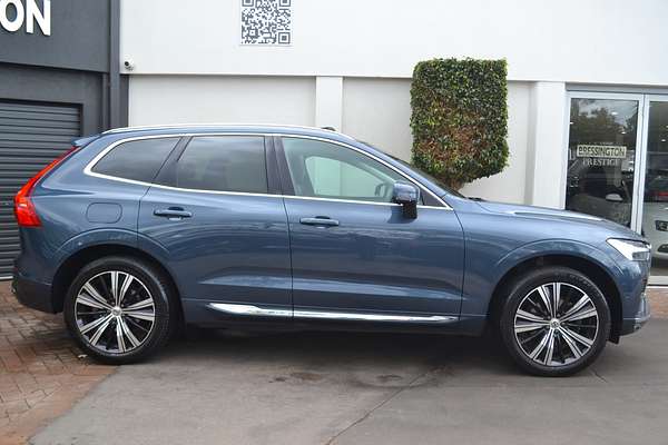 2023 Volvo XC60 Plus B5