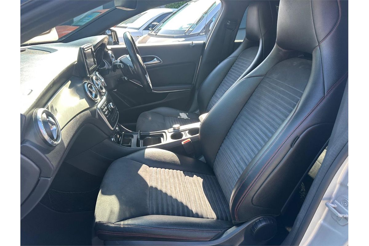 2013 Mercedes-Benz CLA-Class CLA200 C117