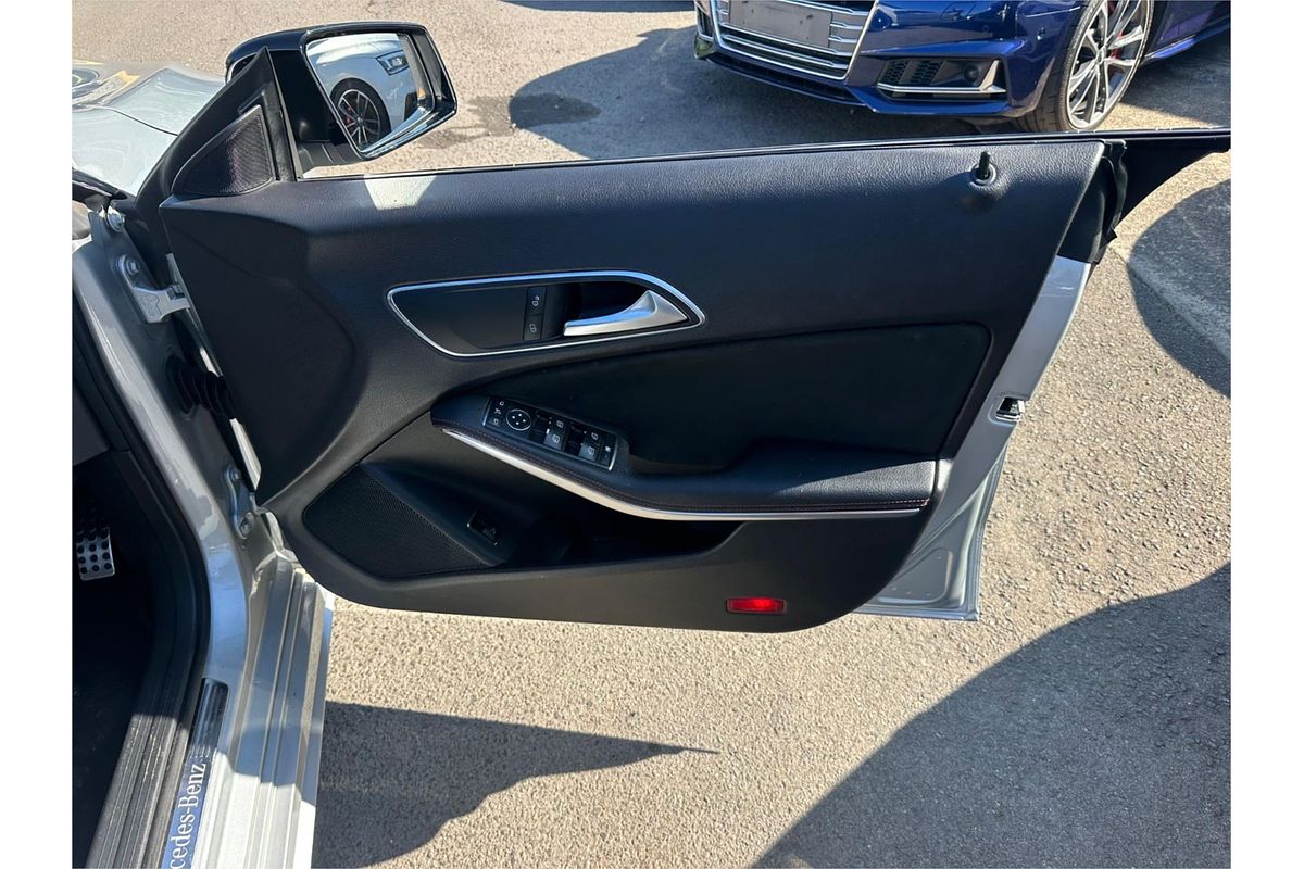 2013 Mercedes-Benz CLA-Class CLA200 C117