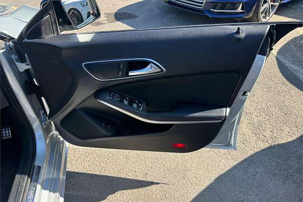 2013 Mercedes-Benz CLA-Class CLA200 C117