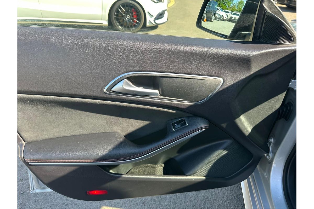 2013 Mercedes-Benz CLA-Class CLA200 C117