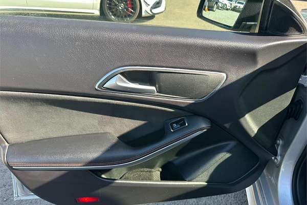 2013 Mercedes-Benz CLA-Class CLA200 C117