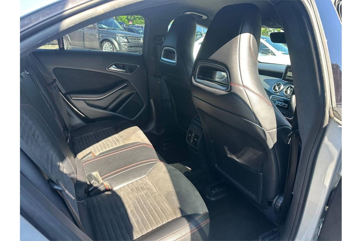 2013 Mercedes-Benz CLA-Class CLA200 C117