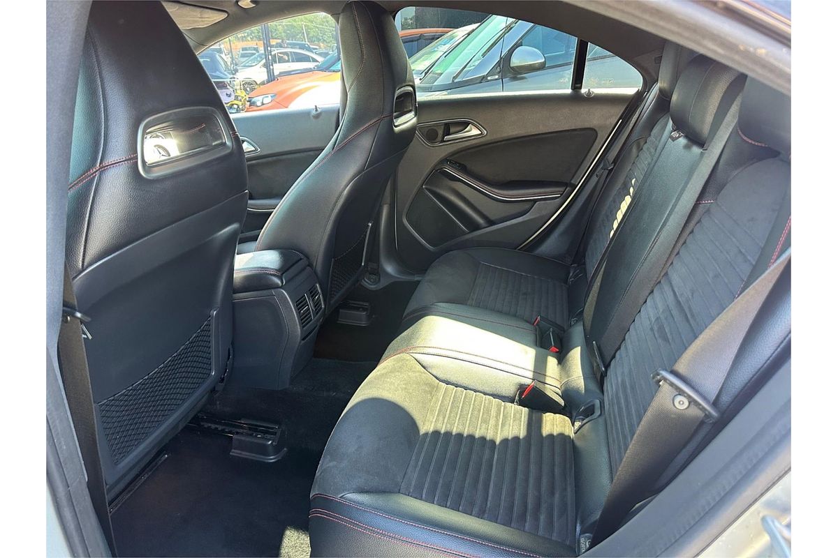 2013 Mercedes-Benz CLA-Class CLA200 C117