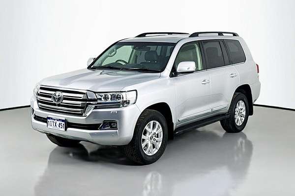 2019 Toyota Landcruiser Sahara VDJ200R