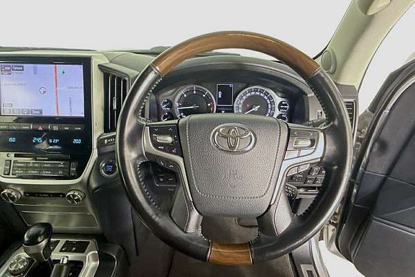 2019 Toyota Landcruiser Sahara VDJ200R