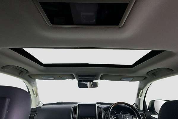 2019 Toyota Landcruiser Sahara VDJ200R