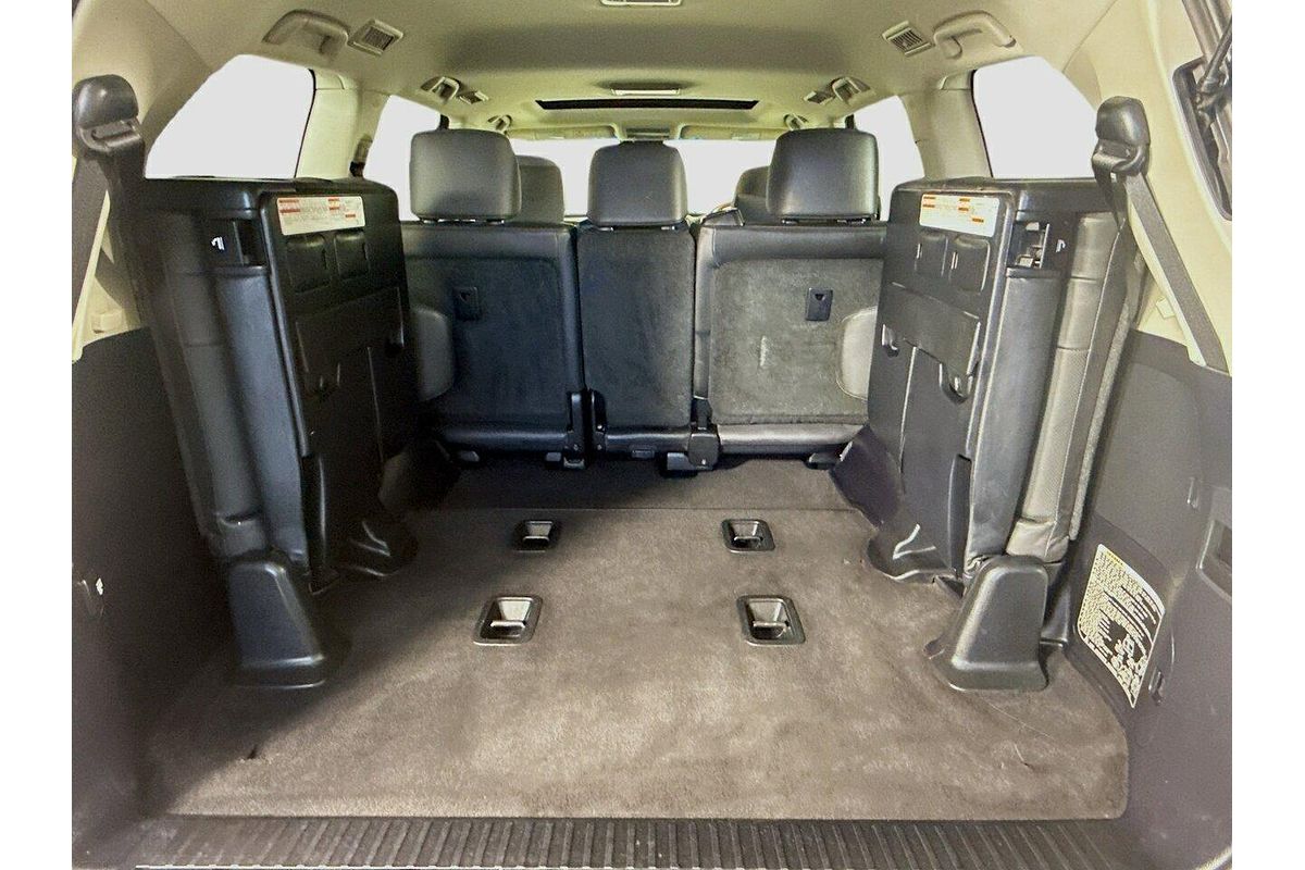 2019 Toyota Landcruiser Sahara VDJ200R