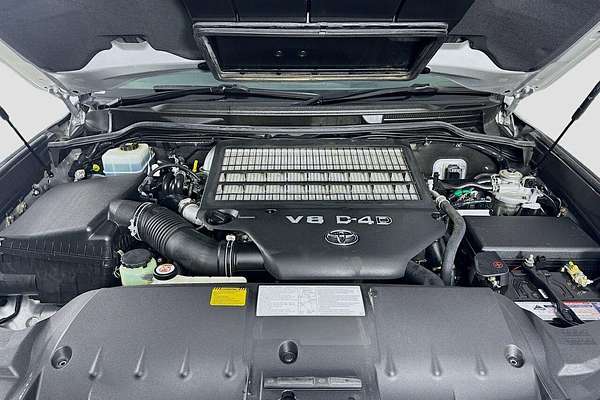 2019 Toyota Landcruiser Sahara VDJ200R