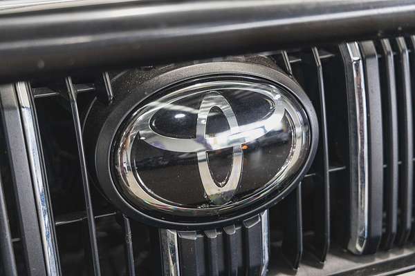 2023 Toyota Landcruiser Prado GX GDJ150R