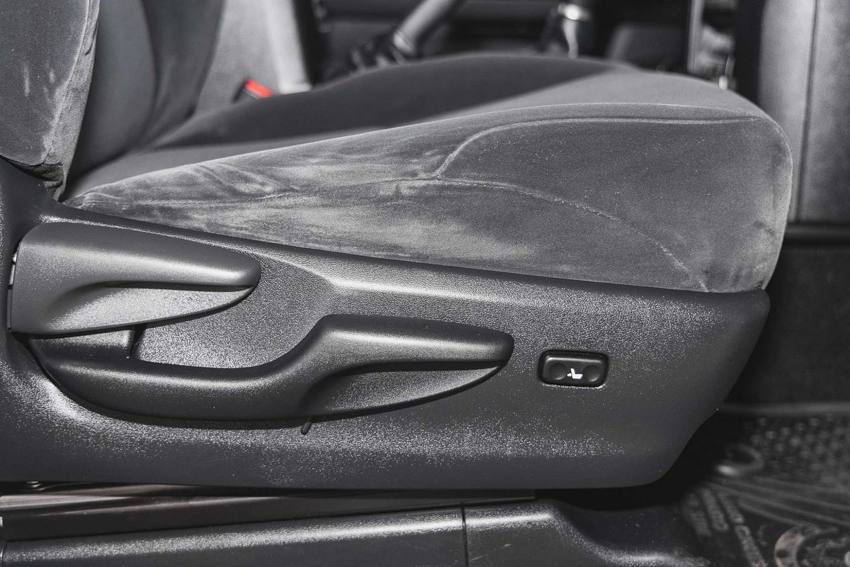 2023 Toyota Landcruiser Prado GX GDJ150R