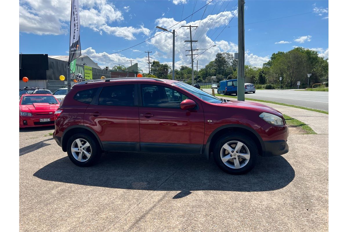 2012 Nissan Dualis +2 ST J10 Series II