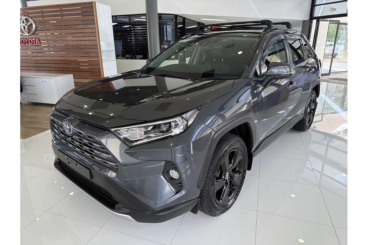 2020 Toyota RAV4 Cruiser AXAH52R