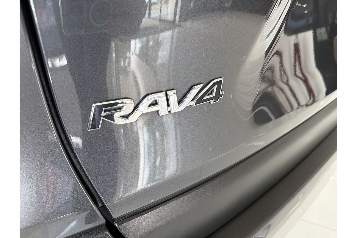 2020 Toyota RAV4 Cruiser AXAH52R